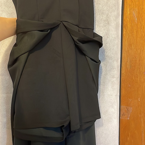 Dress with shorts - Picture 2 of 3